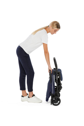 Inglesina Quid2 Tek El Tek Hamle ile Katlanıp Açılan Kabin Boy Bebek Arabası - Midnight Blue - 24